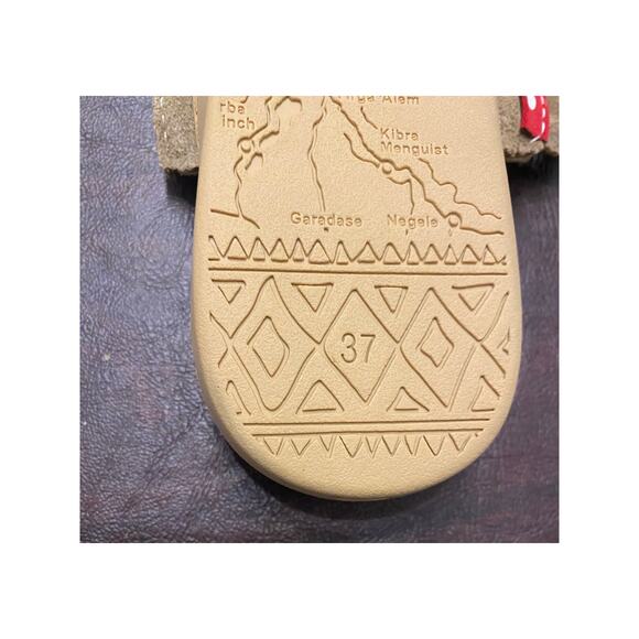 Oliberté Suede Braided Strap Thong Sandals Sze Womens 37(6.5/7) Beige Fair Trade - Picture 7 of 7